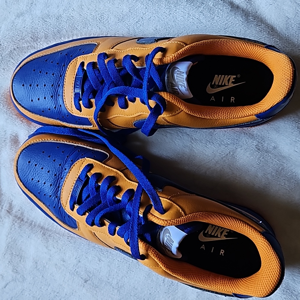 NIKE Air Force 1s
